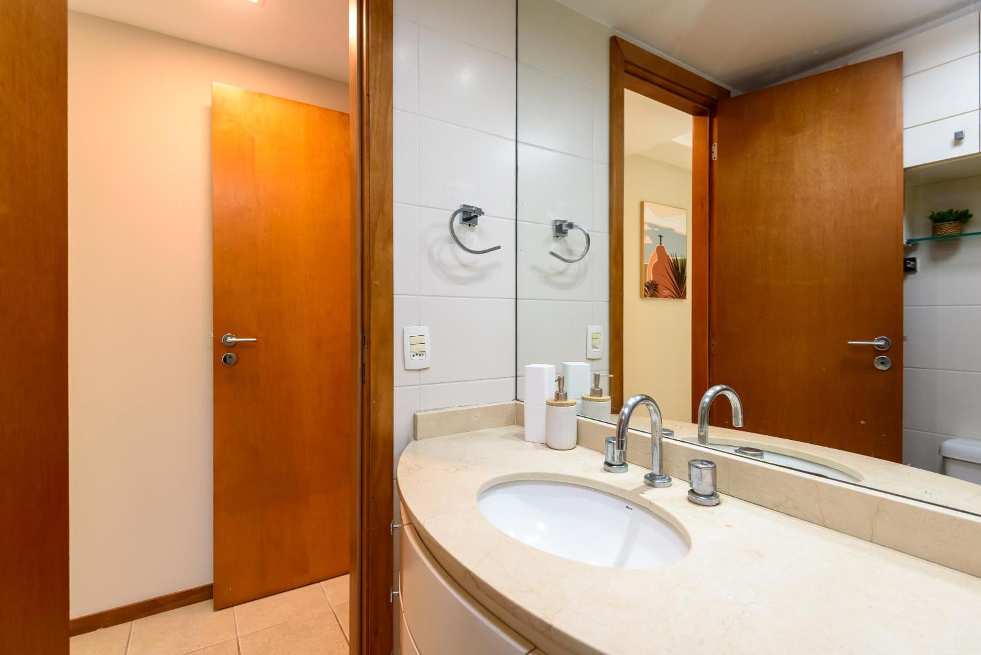 Apartemen Frente Ao Mar Com Limpeza Diaria - Barra Da Tijuca Rio de Janeiro